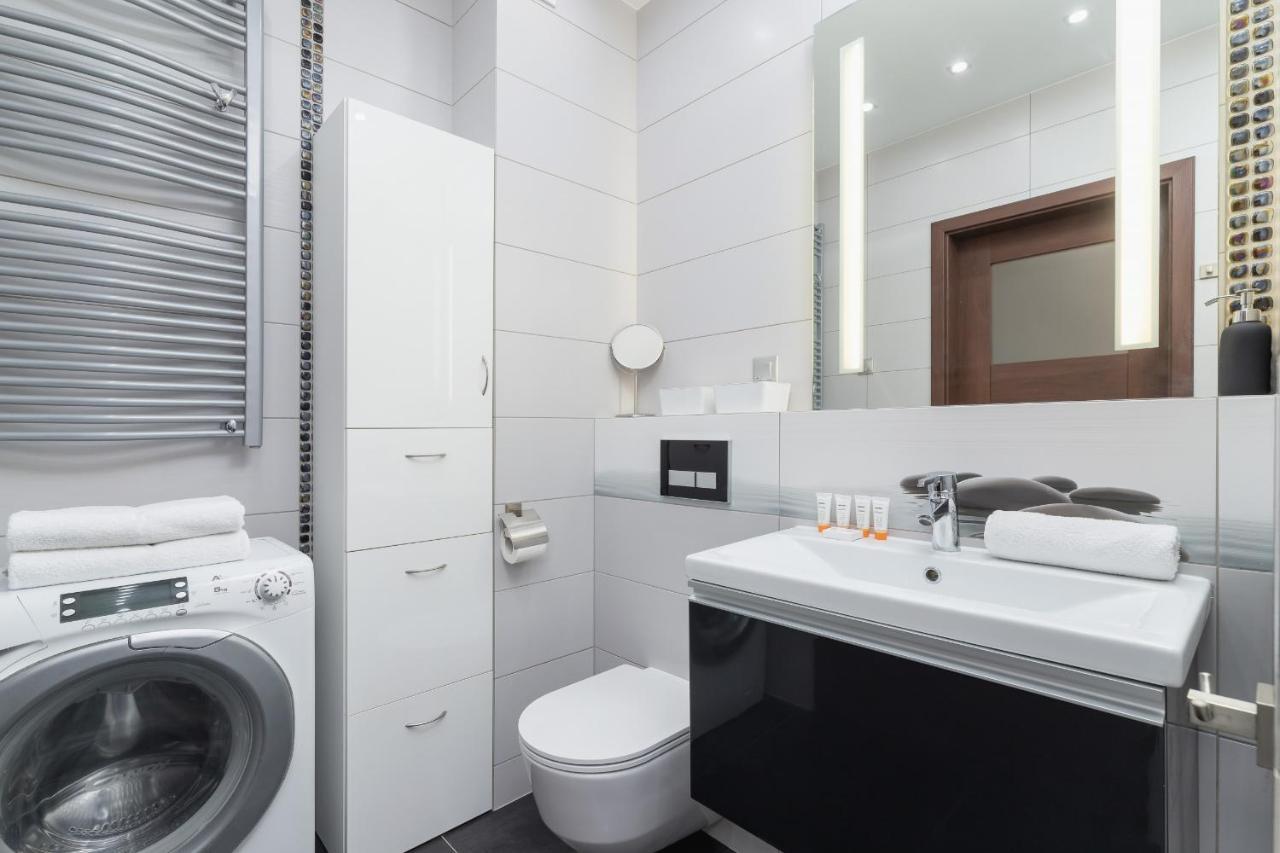 Krakow Blonia Apartment With Balcony By Noclegi Renters Exteriör bild